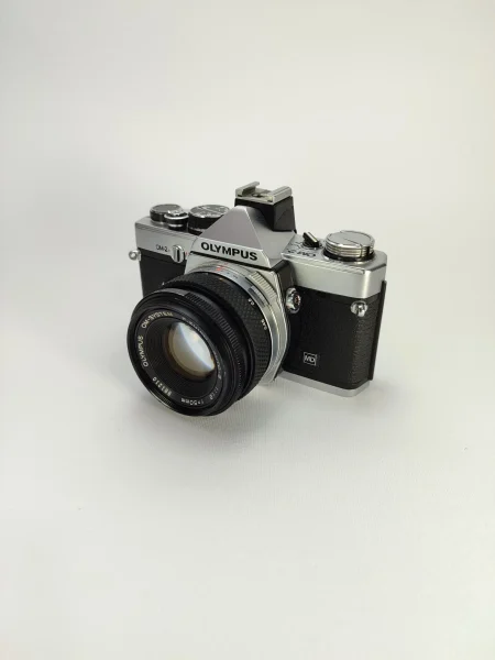 دوربین آنالوگ المپیوس Olympus OM-2